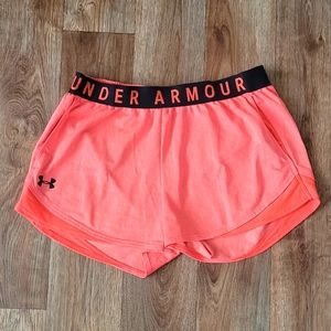 Womans Heat Gear Under Armor Shorts
